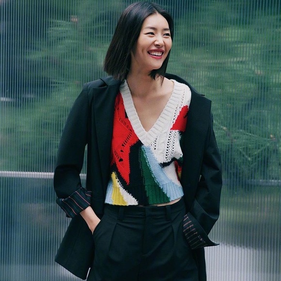 Rainbow vest - Picture 3 of 6